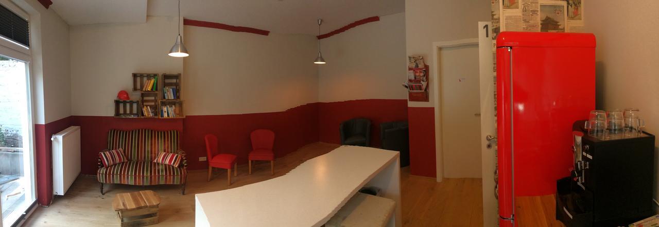Homeport Hostel Hamburgo Exterior foto